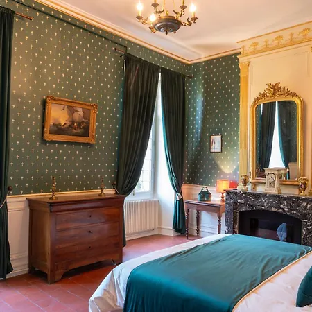 Chateau De Gard Pres D Uzes 3*
