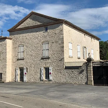 Chateau De Gard Pres D Uzes بيت ضيافة Mons (Gard)