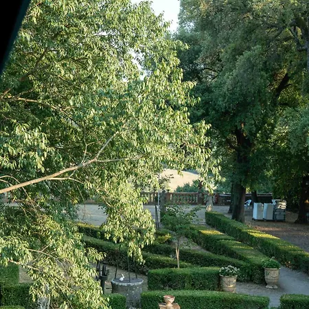 Chateau De Gard Pres D Uzes 3* Mons (Gard)
